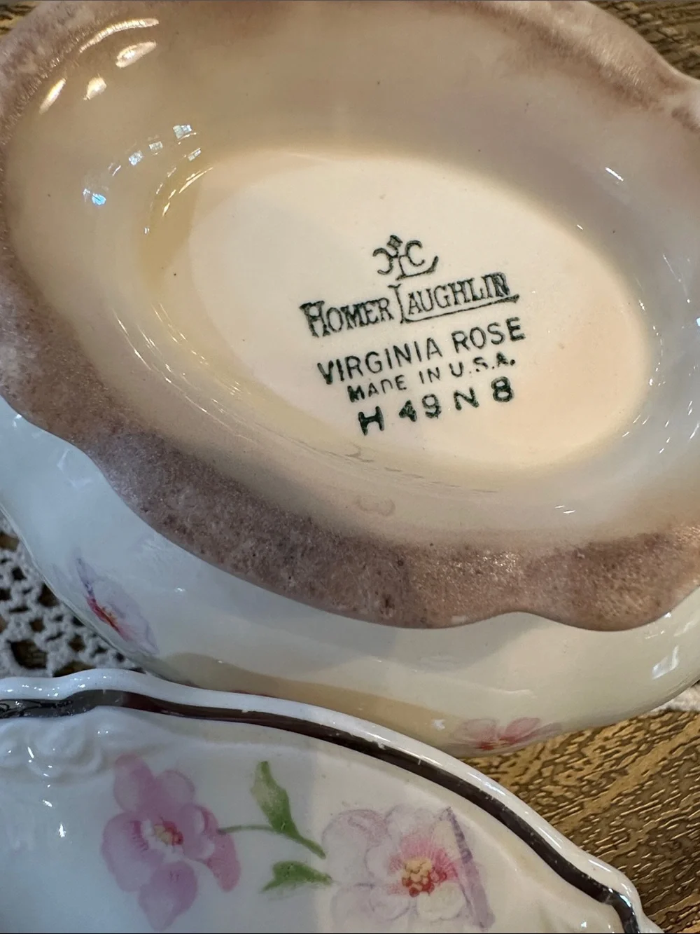 Homer Laughlin Virginia Rose sugar bowl